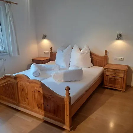 Haus Georg * מאיירהופן